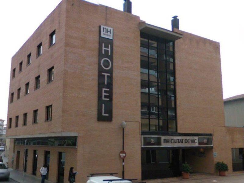 Up Rooms Vic Hotel Екстериор снимка